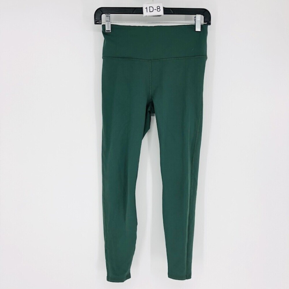 Fabletics Green Pull On Elastic Waist Mid Rise Outdoor Comfort Capri Legging SM